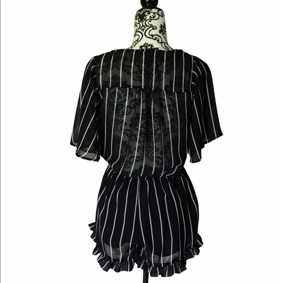 RUE21 ROMPER - Picture 2 of 4